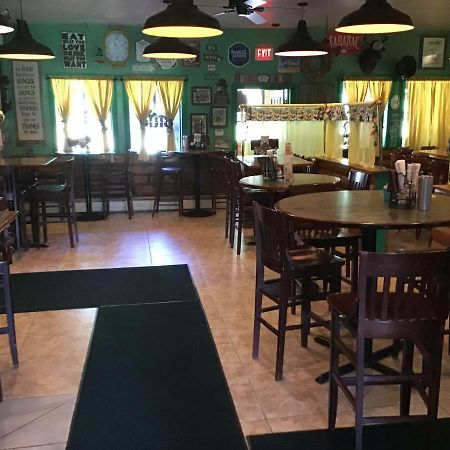 Halfway House Motel Elizabethtown Экстерьер фото
